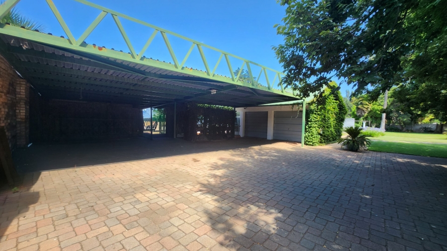 3 Bedroom Property for Sale in Irene Park North West